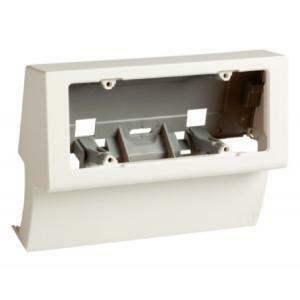 Sbni 6 w scatola porta apparecchi universale per canale tcn bianco b03590